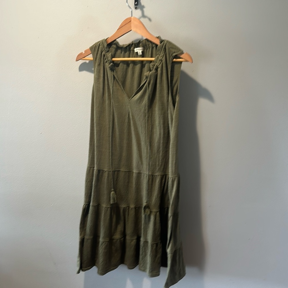 Max Studio Green Size L